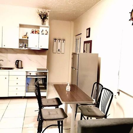 Apartment With 3 Rooms Just 1 Min From The Beach And Free Public Parking Peraía Exteriér fotografie